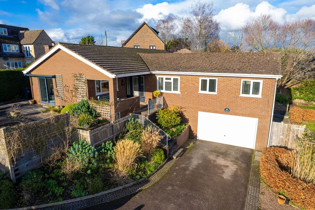 Property photo 1 of 24