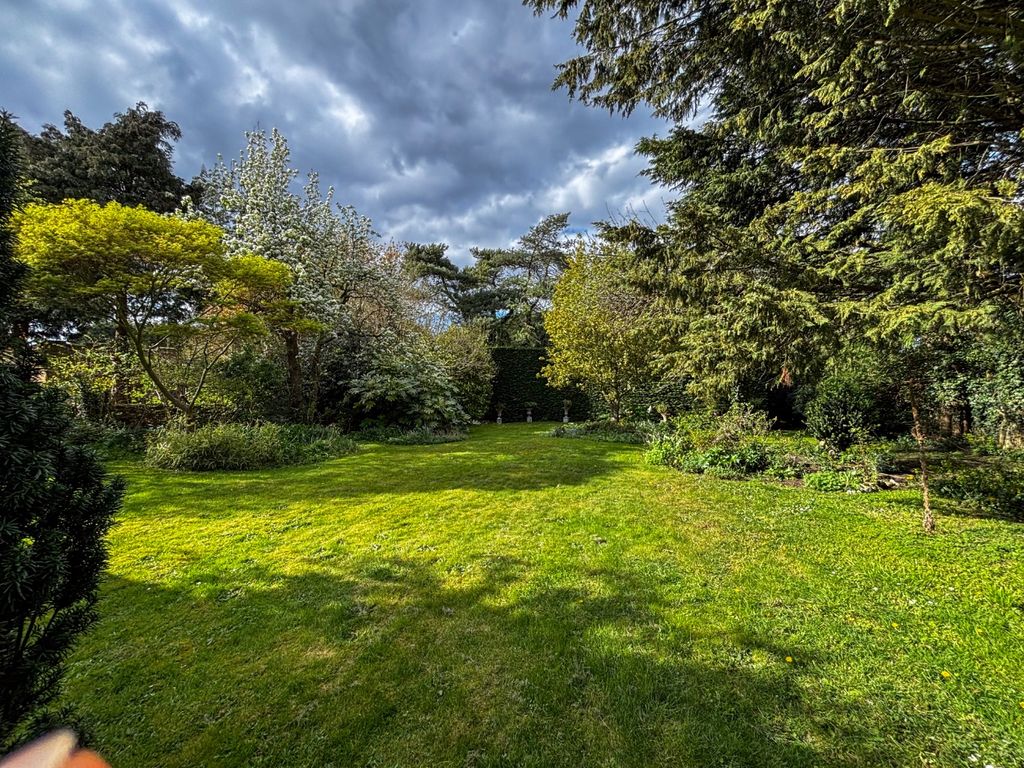 Property photo 3 of 25 5589512