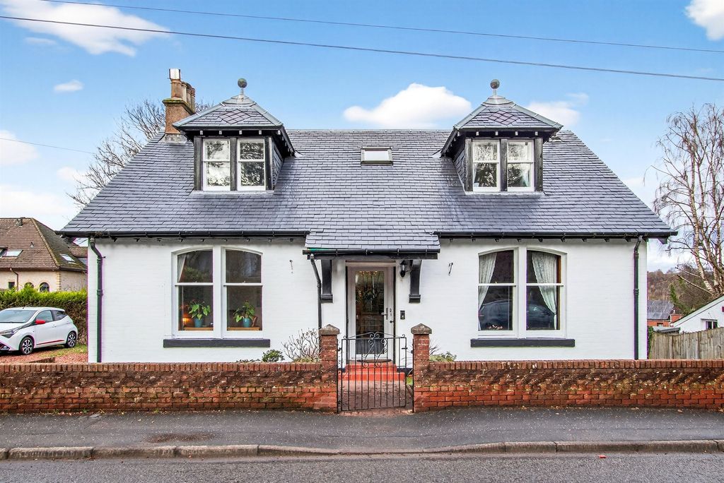 Property photo 1 of 30