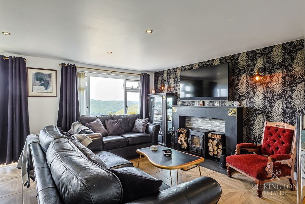 Property photo 3 of 25 5140224