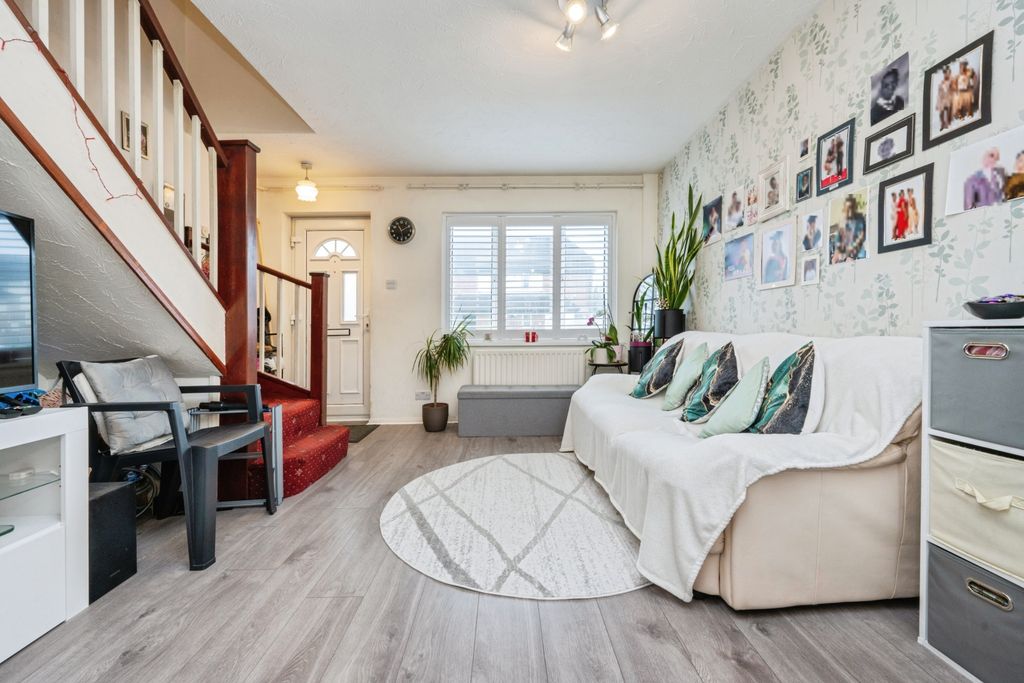 Property photo 2 of 16 Akl_8632