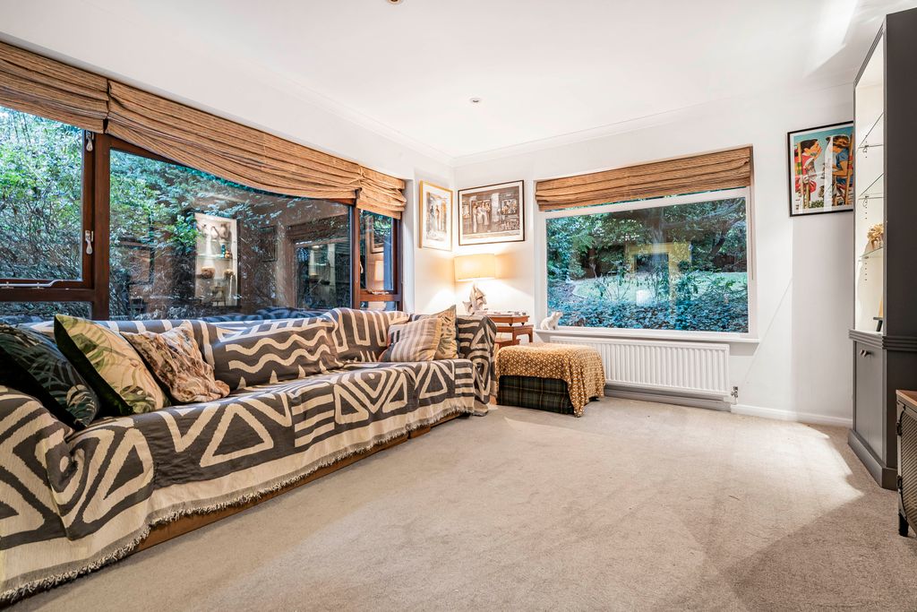Additional image 6 of 4 bed detached house for saleCastleleigh Court, Enfield EN2
