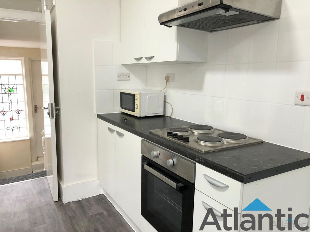 Property photo 3 of 5 Gallery