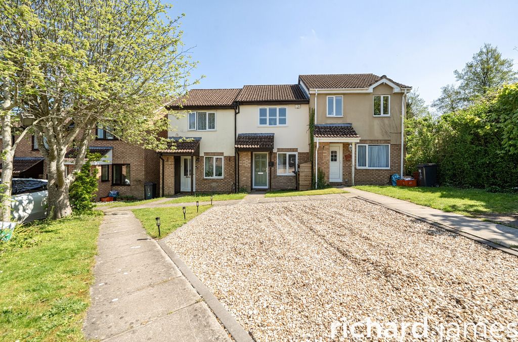 Property photo 1 of 11 A019Bebcab9d4A5E8d56cc8F3B16Bcc3