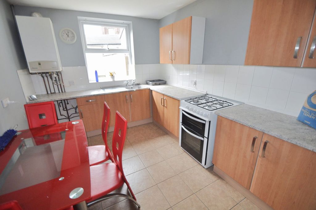Property photo 3 of 17