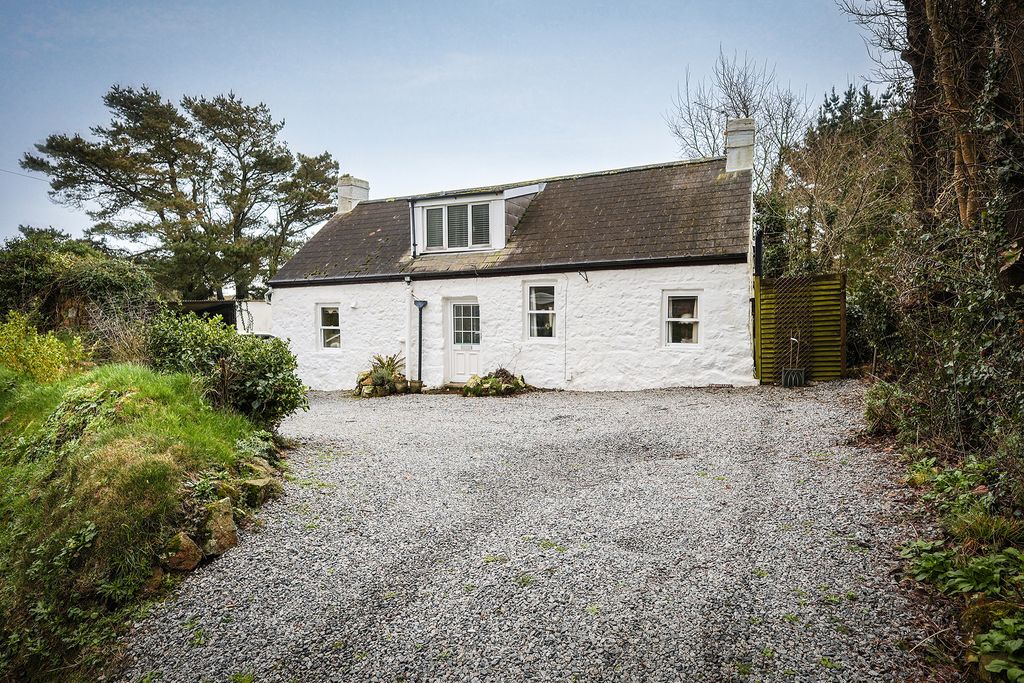 Property photo 1 of 19 Photo 0