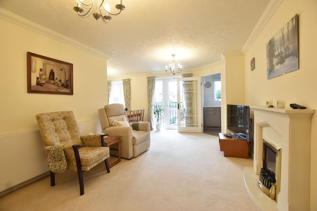 Property photo 3 of 8