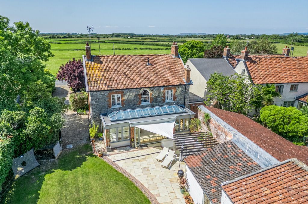 Property photo 2 of 48 1309166-11-68506A...