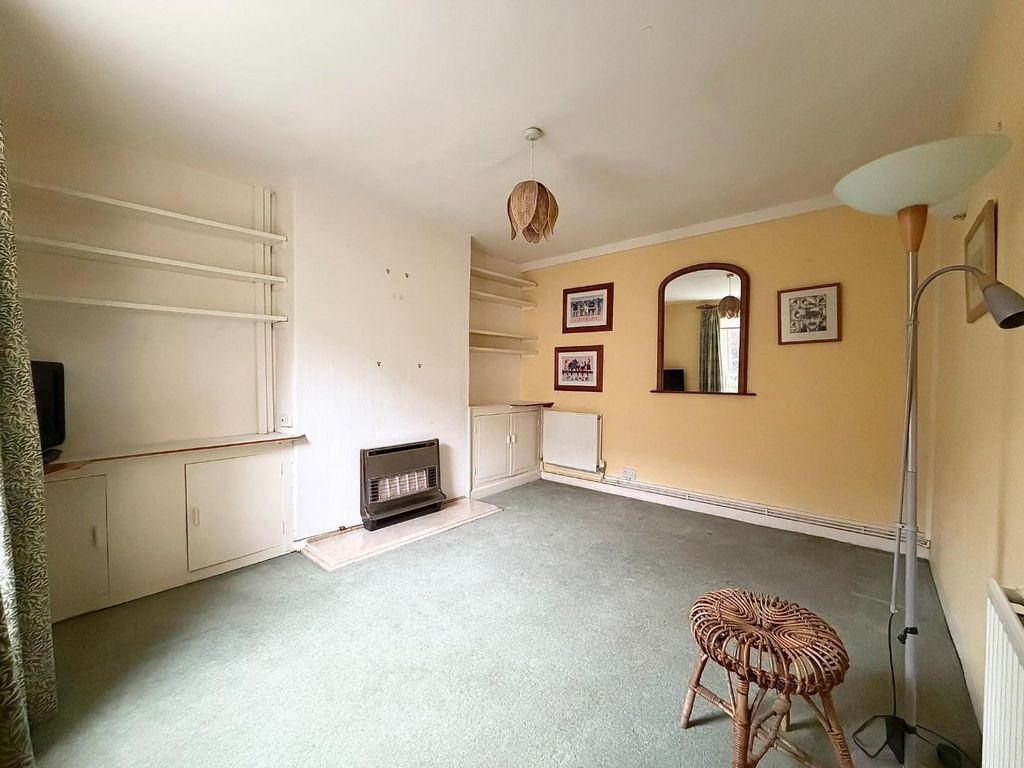 Property photo 3 of 30