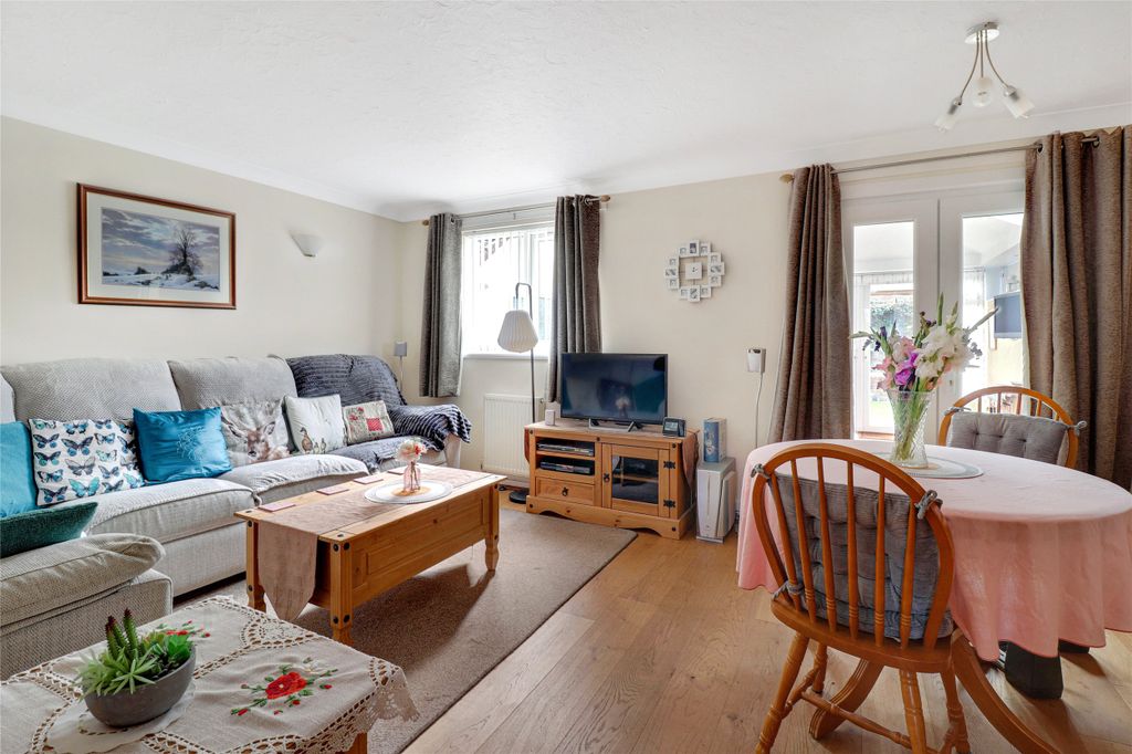 Property photo 2 of 11 Picture No. 08