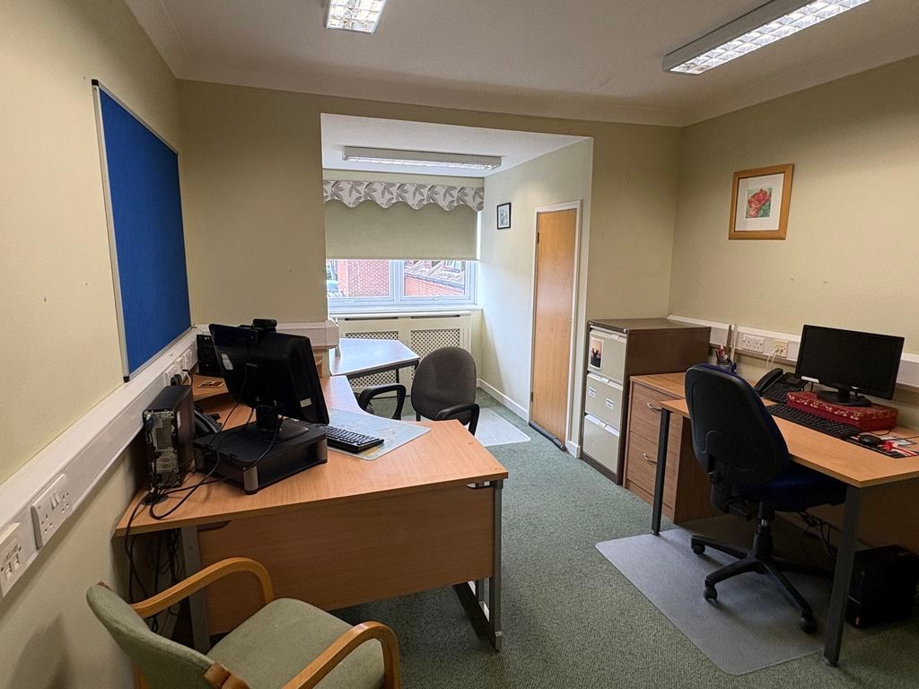 Property photo 1 of 4 Photo 4