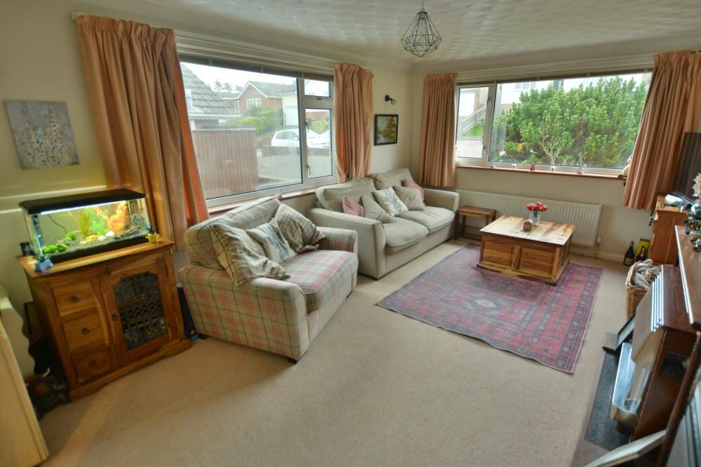 Property photo 3 of 17 Agents Notes