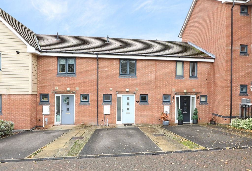 Property photo 1 of 17