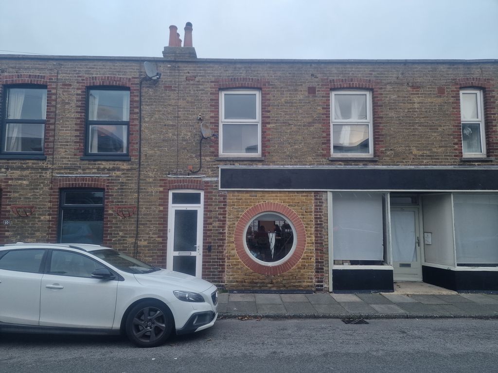 Property photo 1 of 9 Photo 14