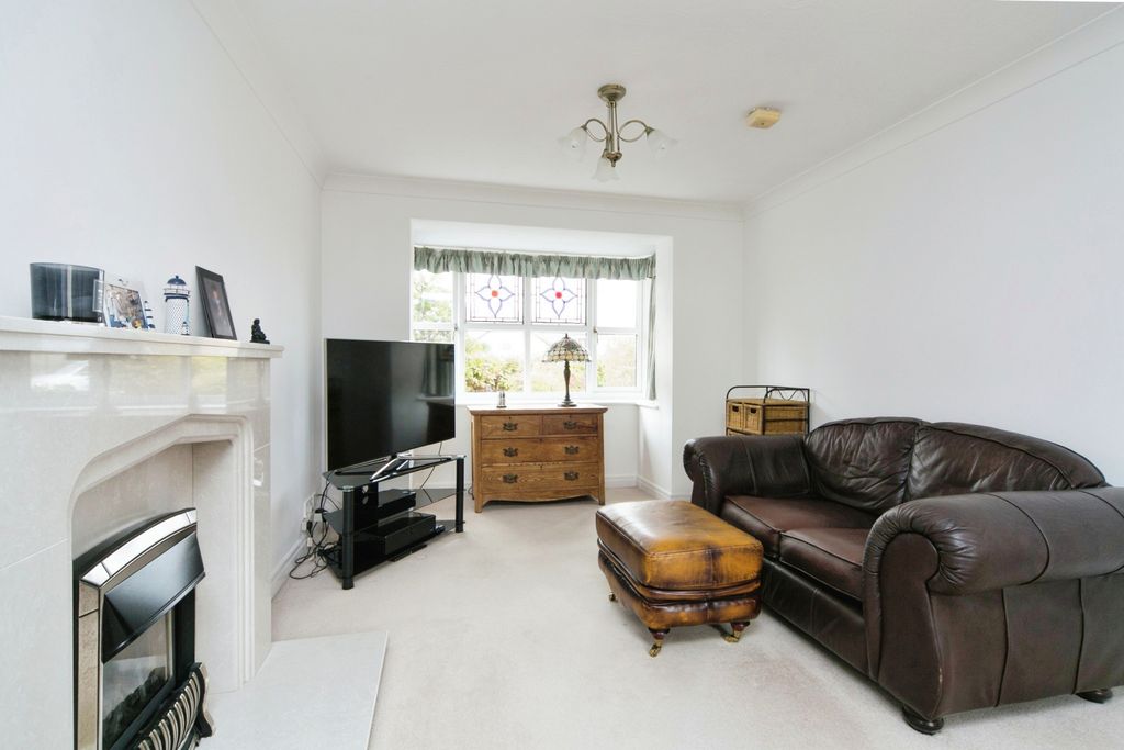 Property photo 2 of 17 Photography