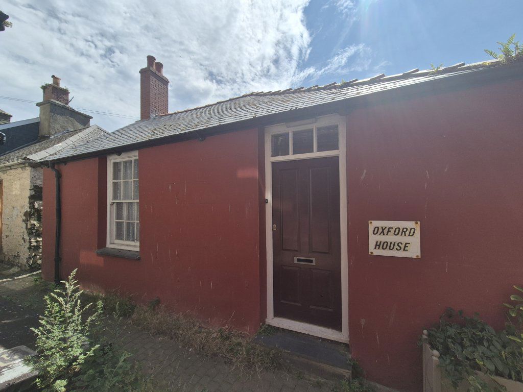 Property photo 2 of 12