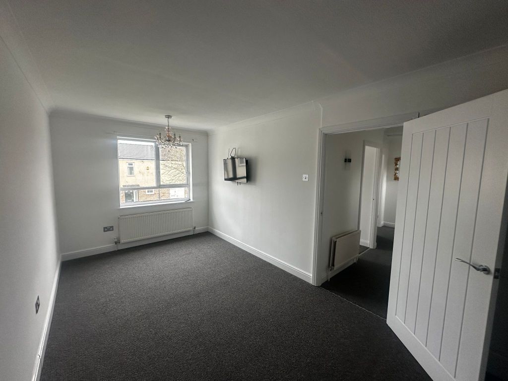 Property photo 2 of 13 Image