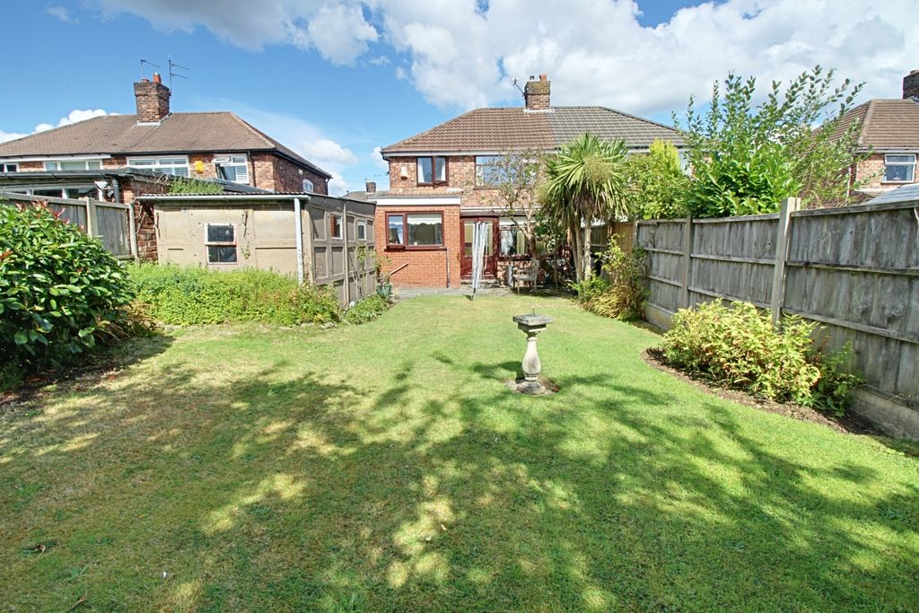 Property photo 2 of 14