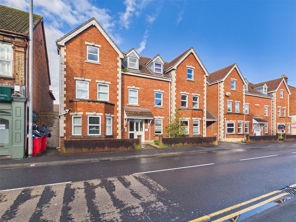 Property photo 1 of 9 Picture No. 11