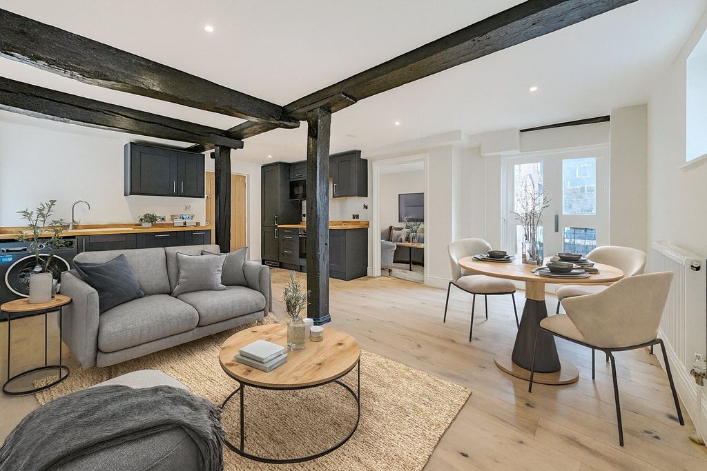 Property photo 1 of 9 Picture No. 08