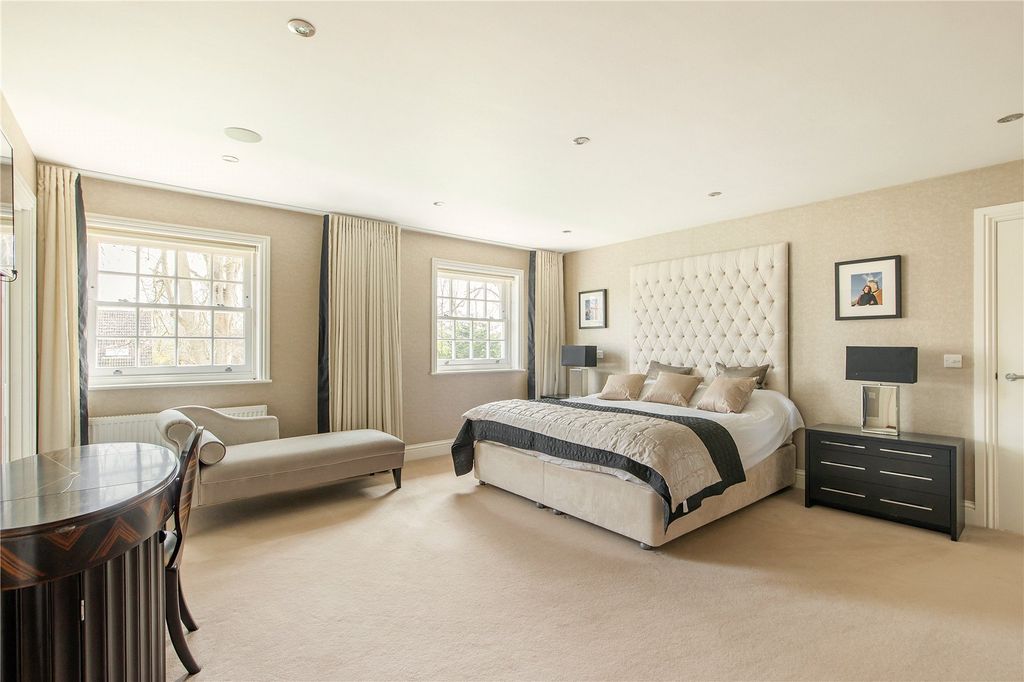 Additional image 11 of 6 bed detached house for saleTrinity Lane, Great Shelford, Cambridgeshire CB22