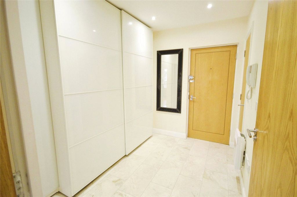 Property photo 2 of 9 Picture No. 06