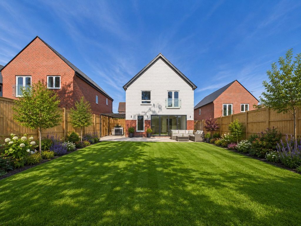 Property photo 1 of 10 Picture No. 26
