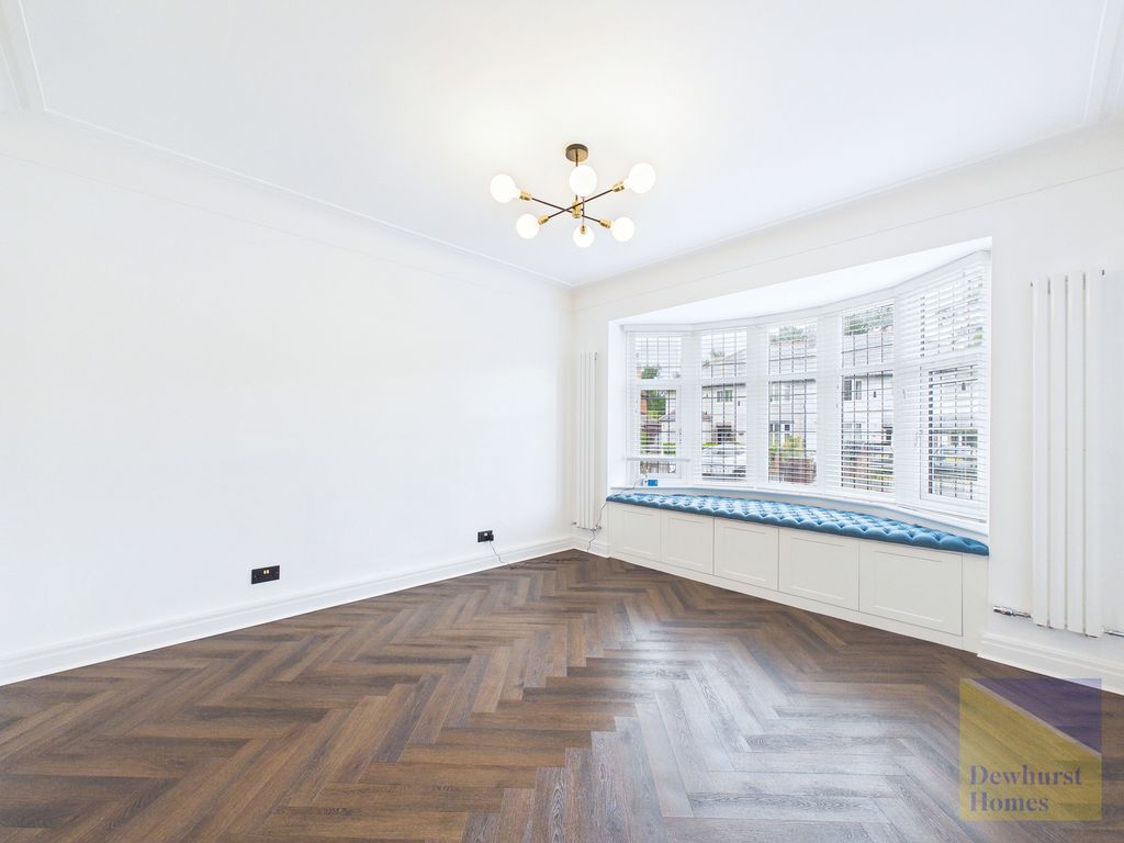 Property photo 2 of 25