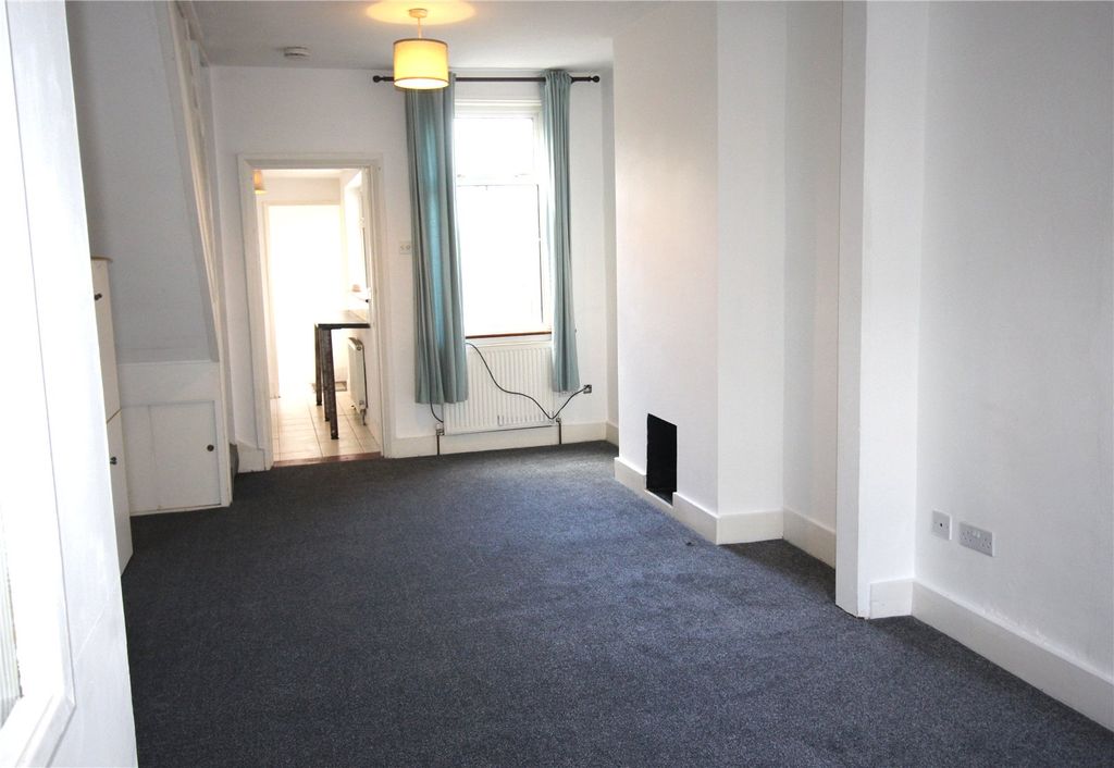 Property photo 3 of 11 Picture No. 13