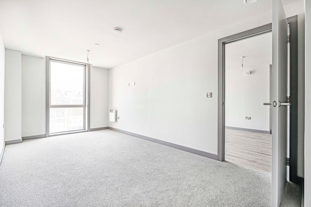 Property photo 3 of 16 4_53604