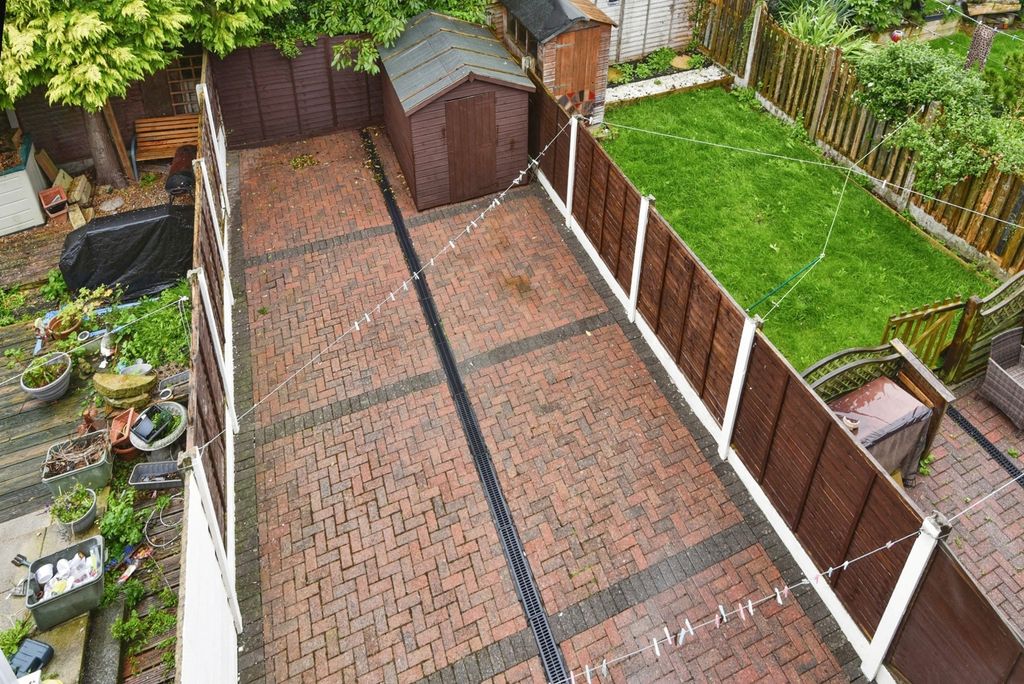 Property photo 2 of 20 Pbox-Img.Jpg