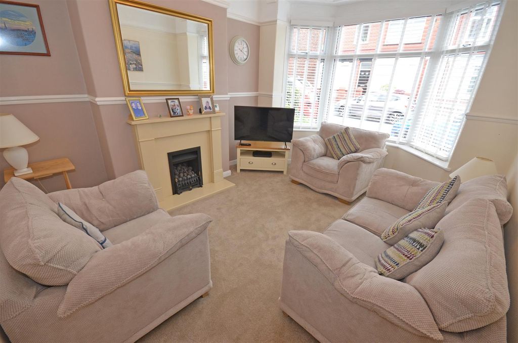 Property photo 2 of 23 01A.Jpg