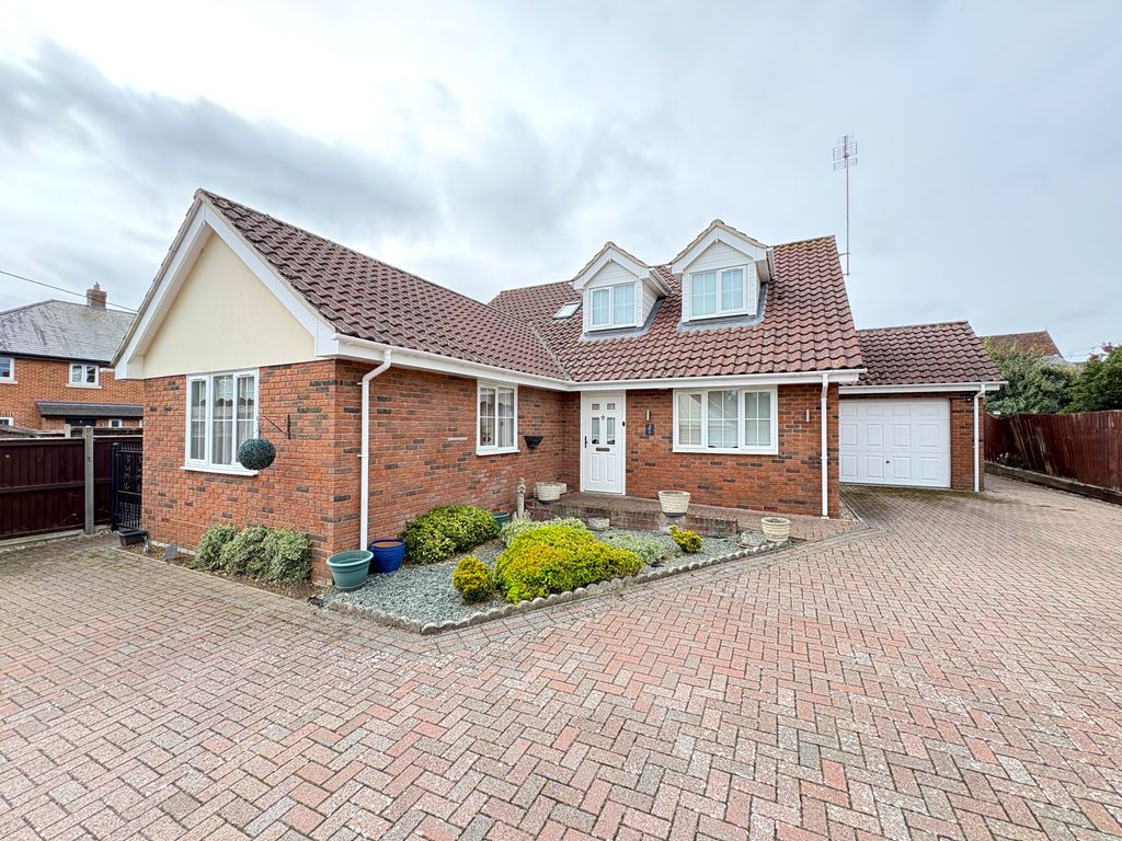 Property photo 1 of 31
