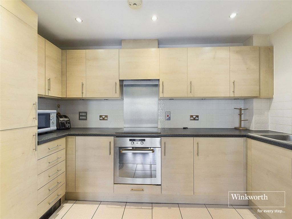 Property photo 3 of 10 Picture No. 17