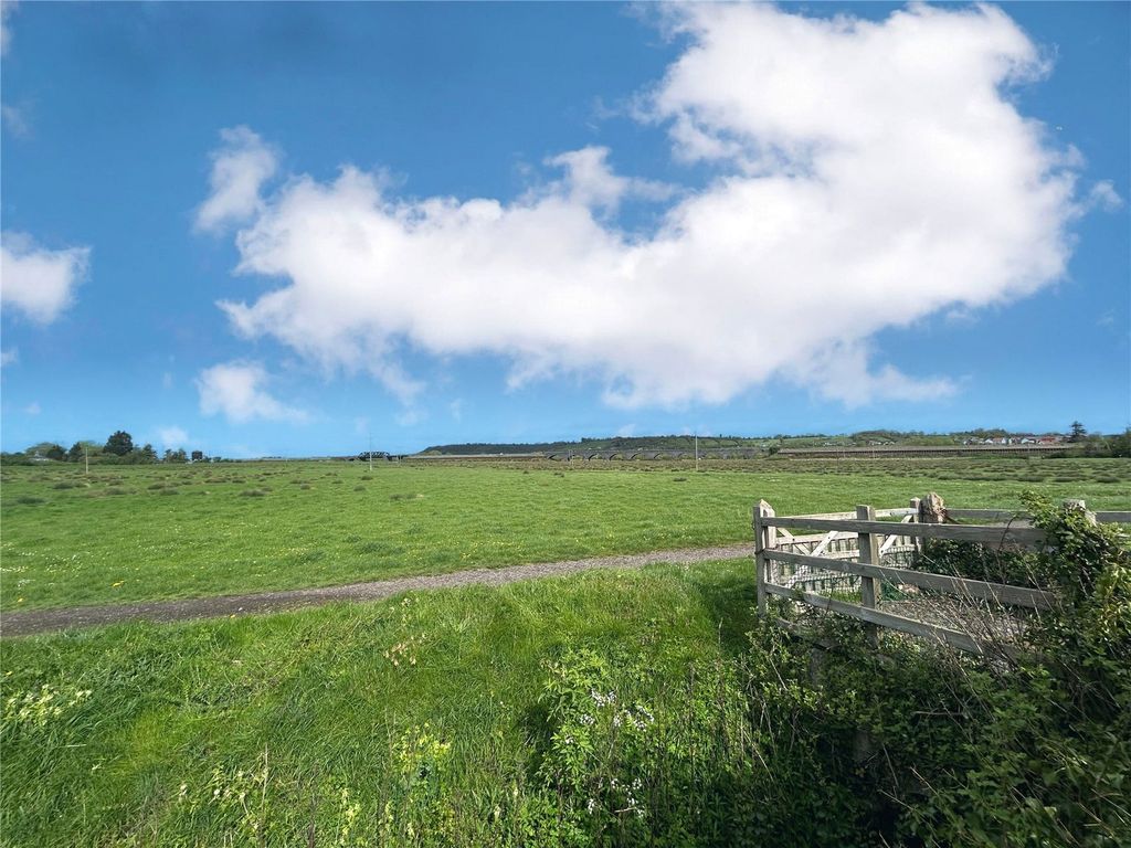 Property photo 2 of 2 Picture No. 02