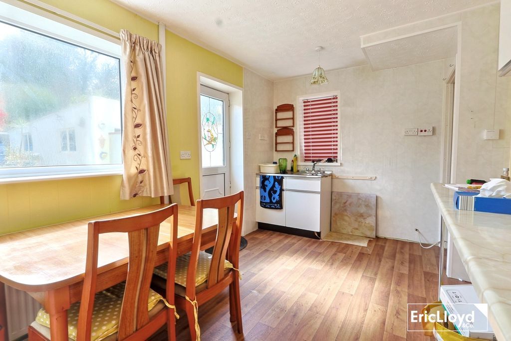 Property photo 3 of 13 Photo 21