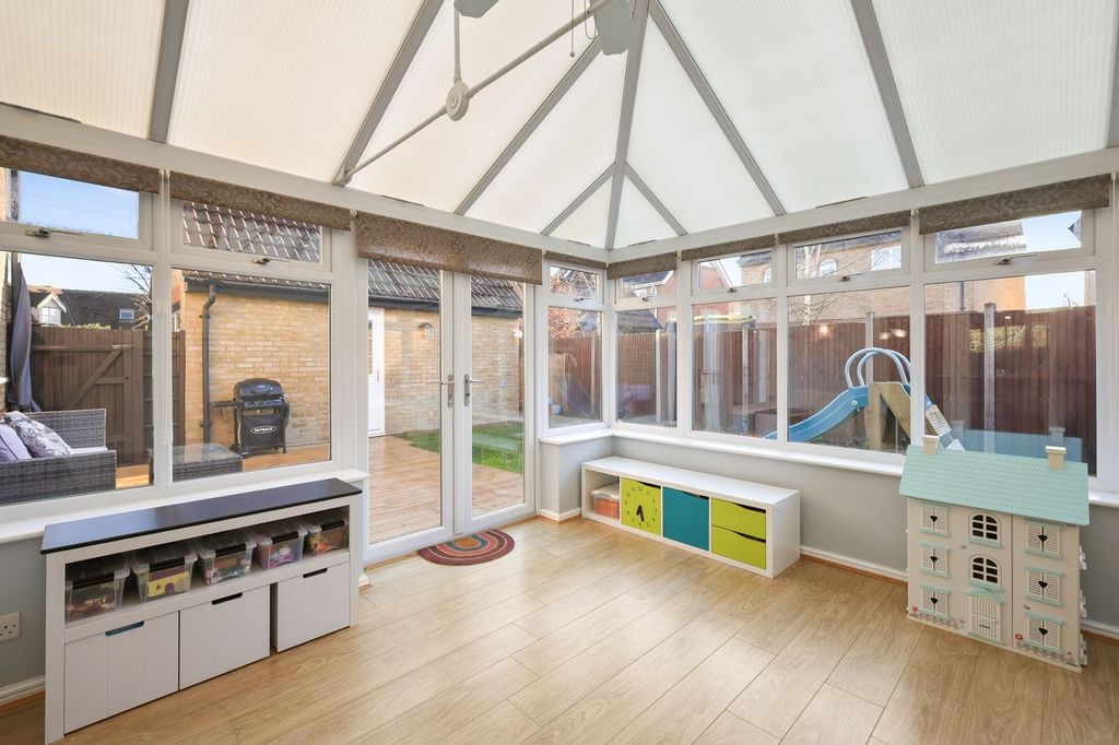 Property photo 3 of 25