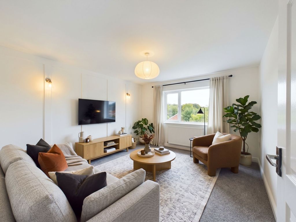 Property photo 2 of 23 Lounge (Virtually Furnished)