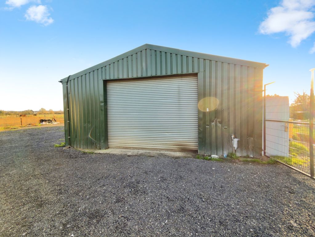 Property photo 2 of 4