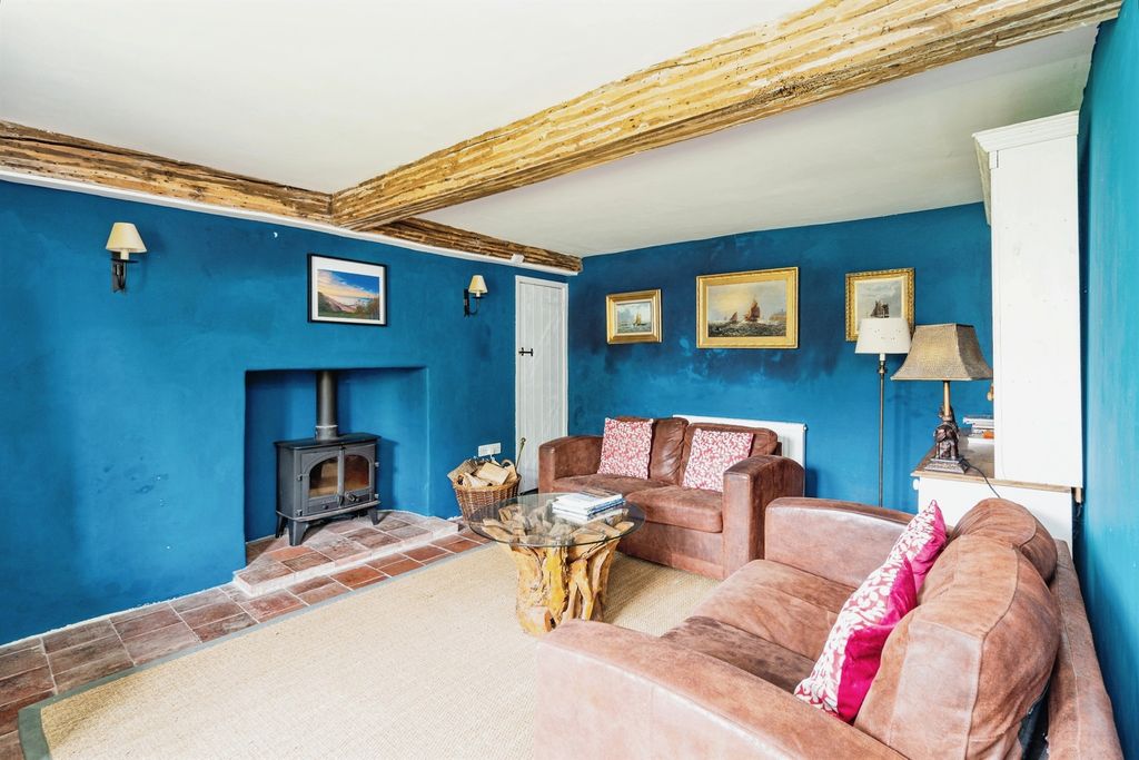 Property photo 2 of 16