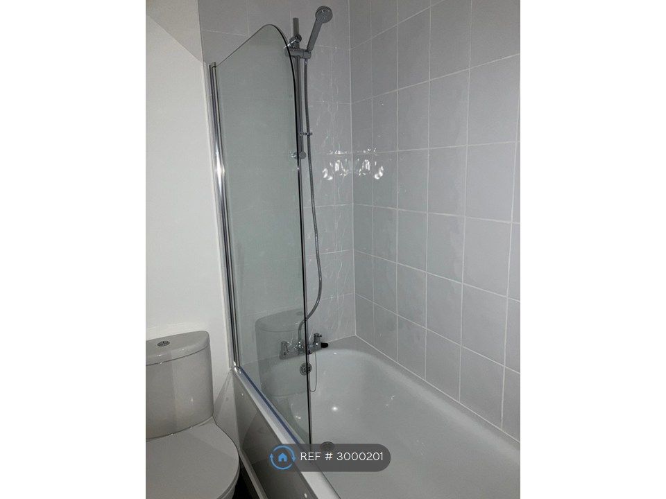 Property photo 3 of 27