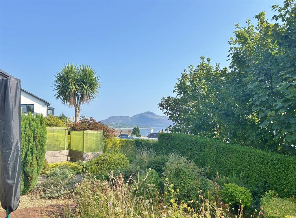 Property photo 2 of 43 Side Gardens View To Holy Isle