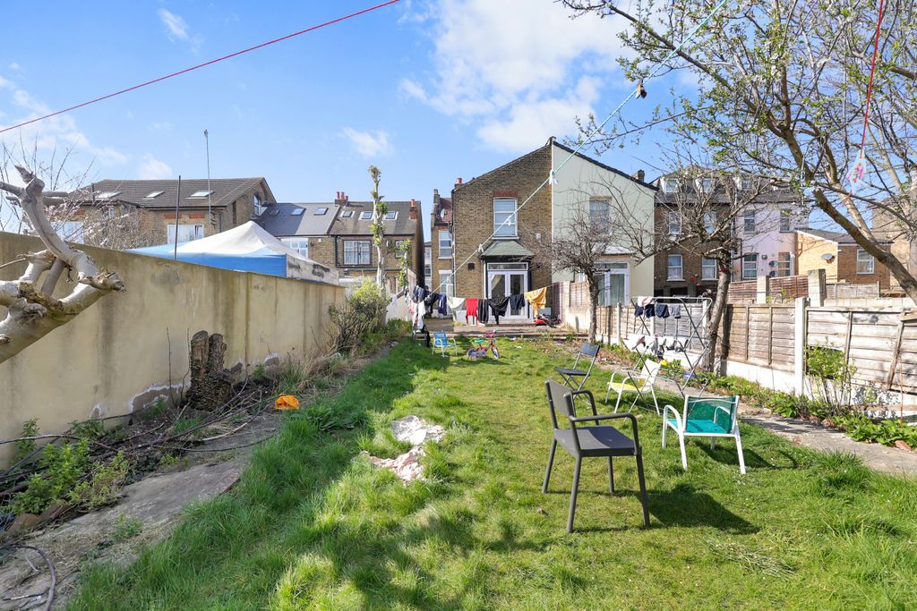 Property photo 2 of 23 9S4A4803