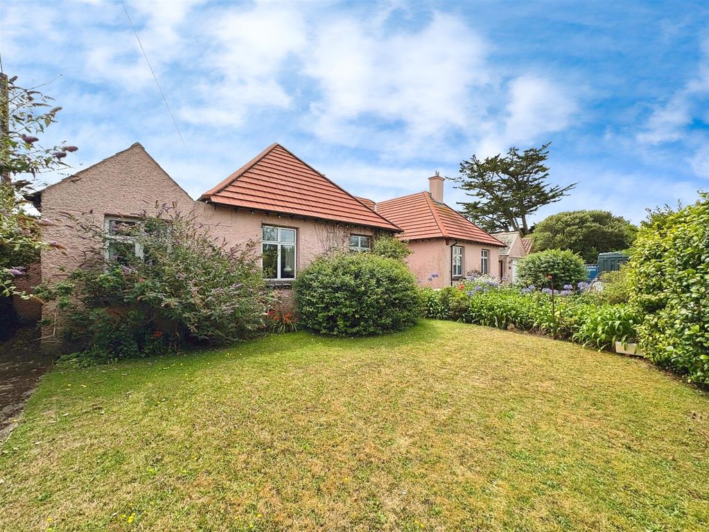 Property photo 1 of 34