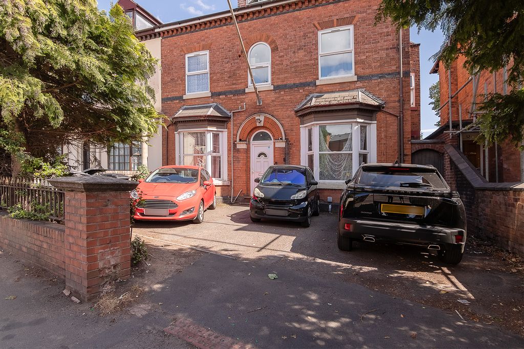 Property photo 1 of 123