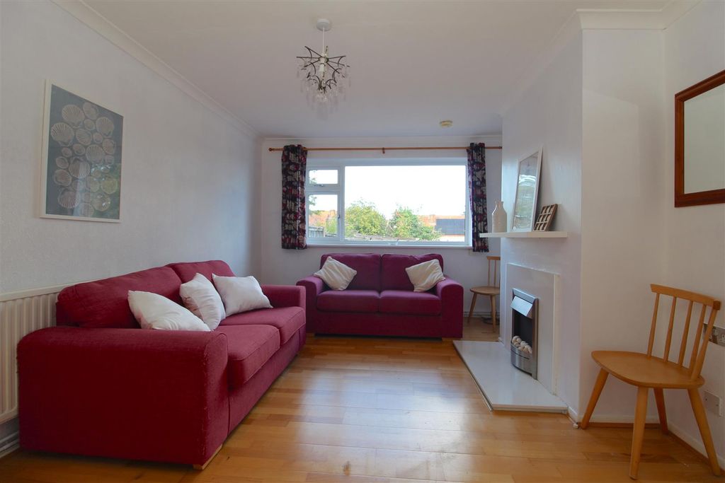 Property photo 3 of 12 Img_6187.Jpg