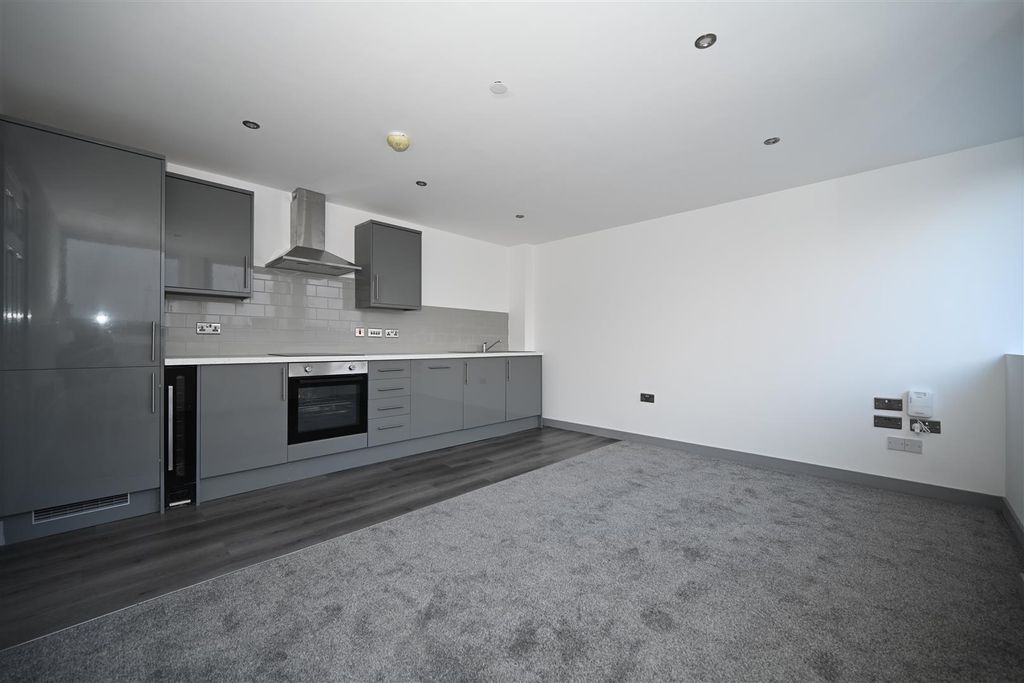 Property photo 2 of 6 Dsc_0264.Jpg