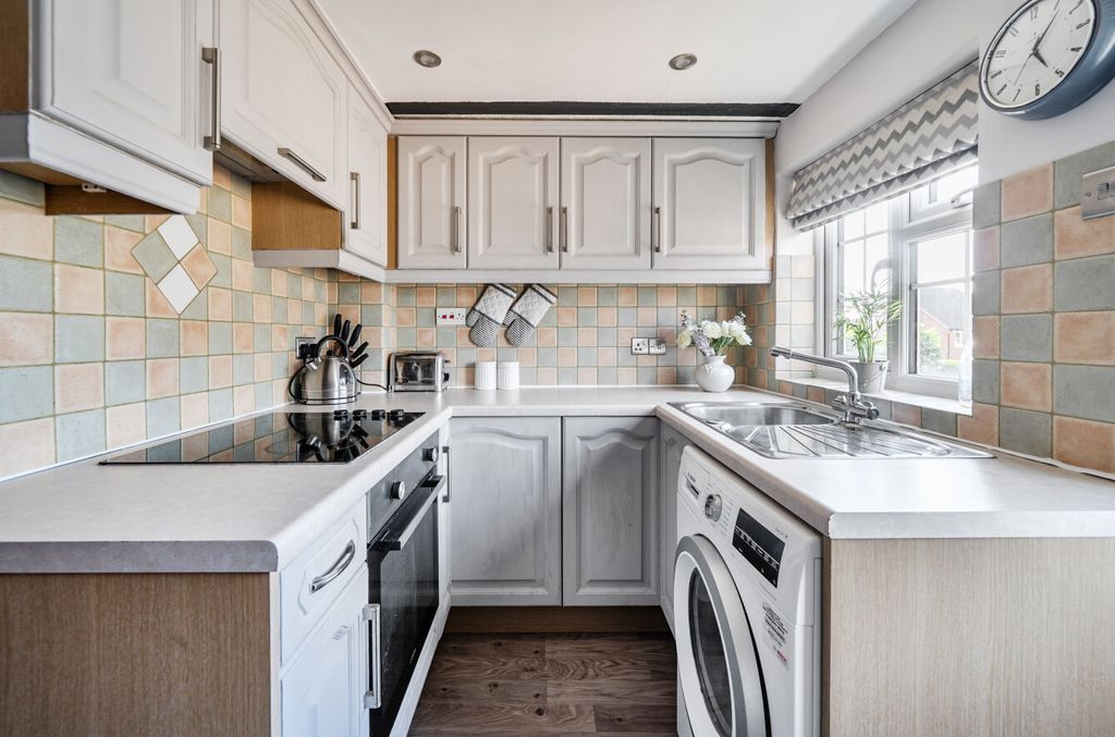Property photo 3 of 20 1493185-9-6A56685...