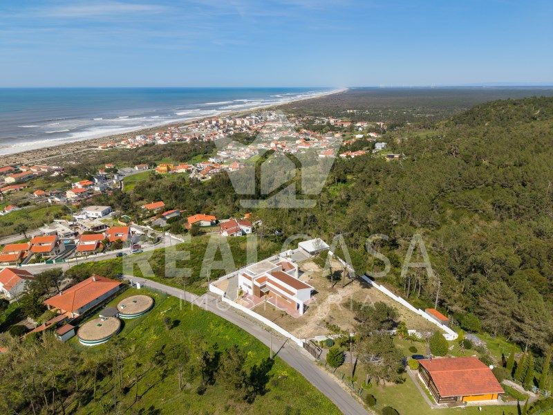 Property photo 2 of 57