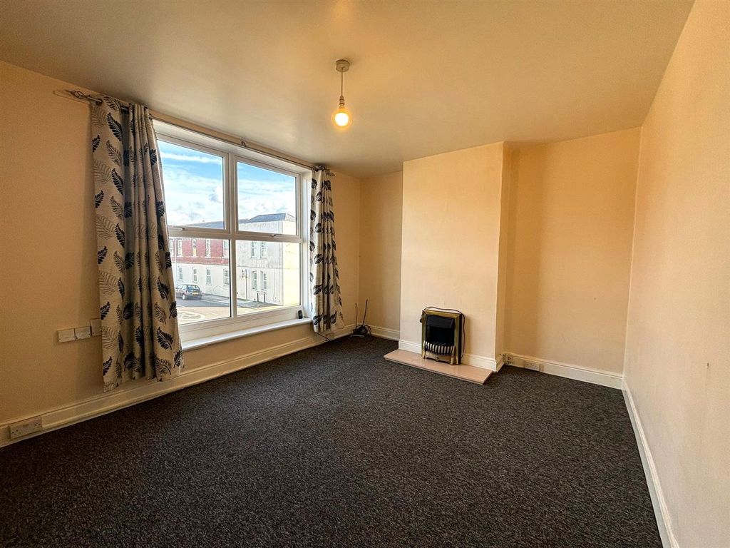 Property photo 3 of 5 Whatsapp Image 2024-02-27 At 09.18.22_7046F18A.Jpg